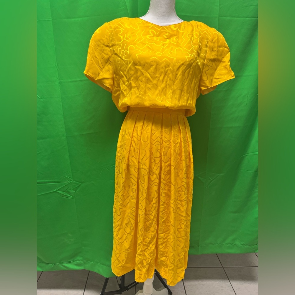 Vibrant Yellow Midi Dress